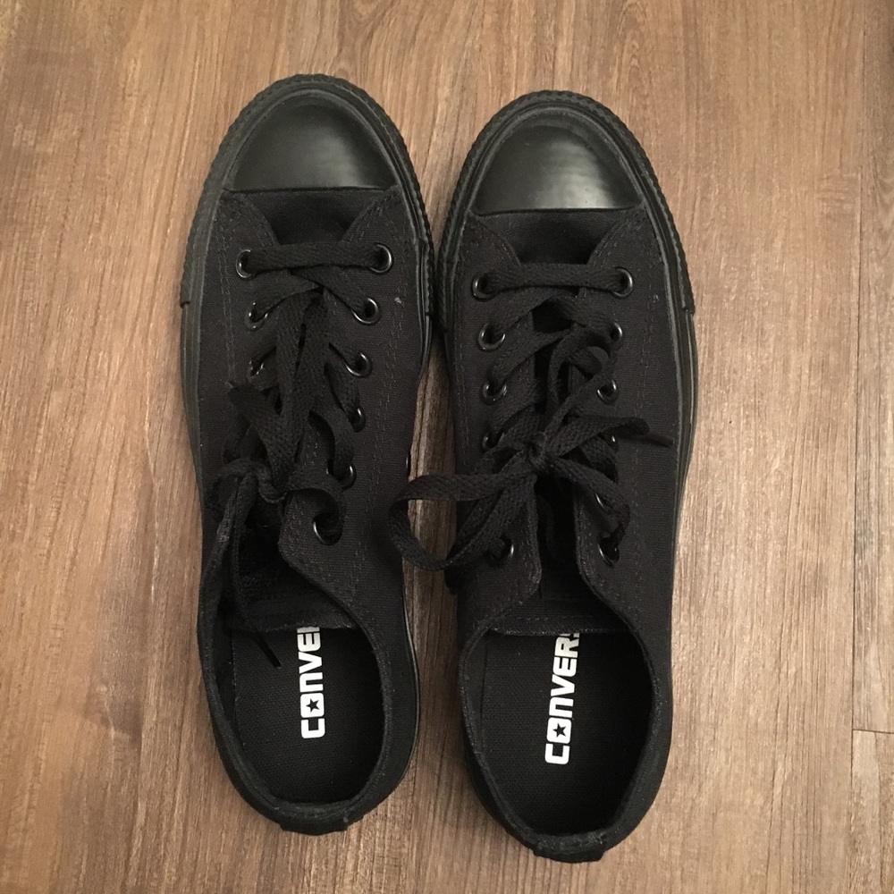 Brand new black converse!